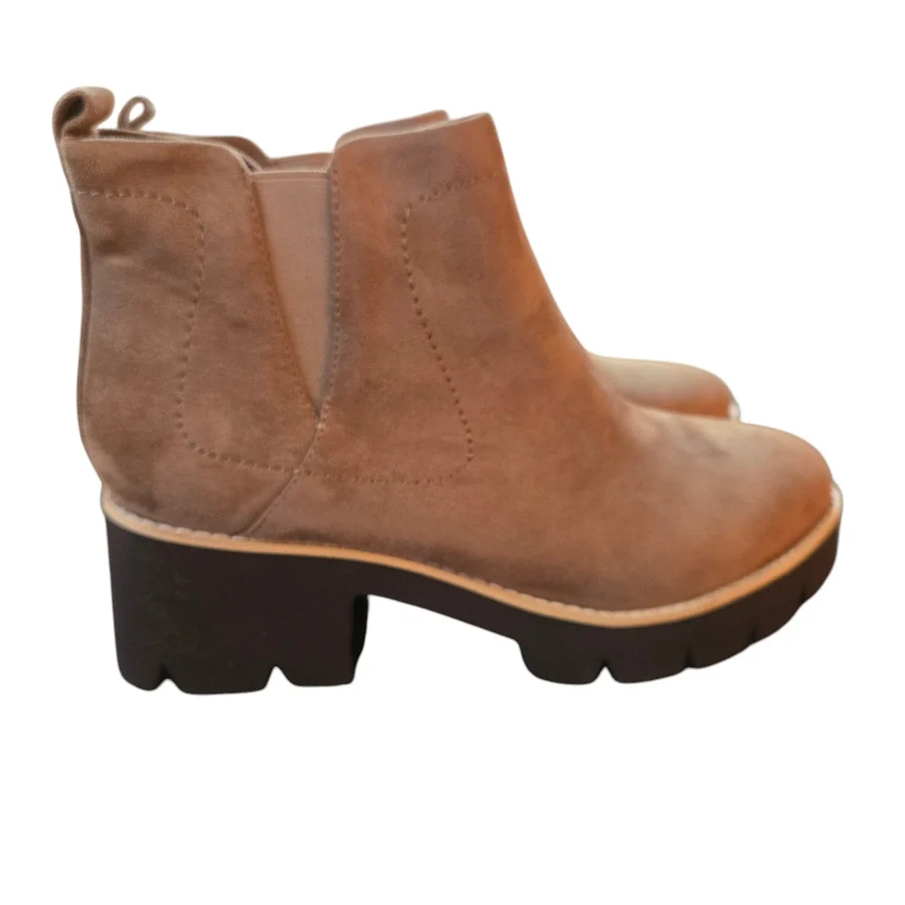 BC Footwear Fight for Your Right Ankle Boot Size 9.5 NWB